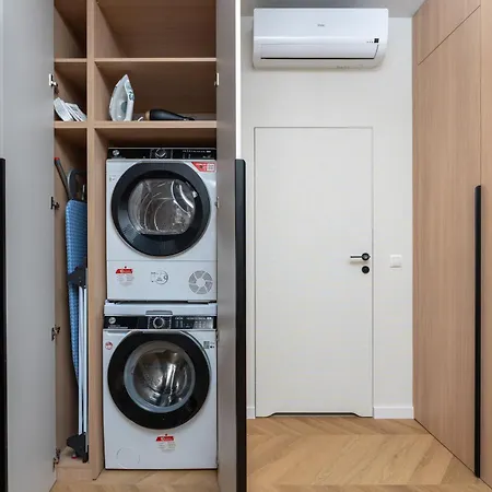 Apartment Smolensk With Parking By Tyzenhauz Krakow