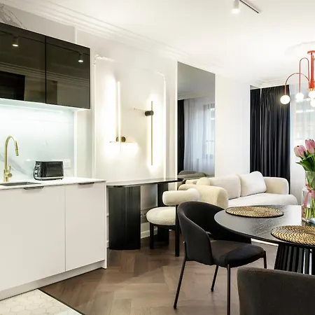 Smolensk By Tyzenhauz Apartamento *