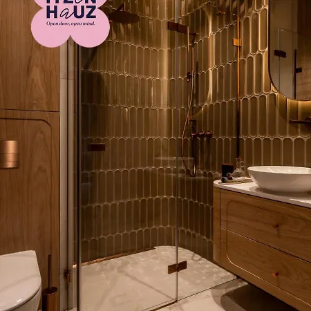 Smolensk By Tyzenhauz كراكوفيا