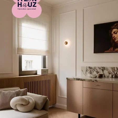 Smolensk By Tyzenhauz كراكوفيا