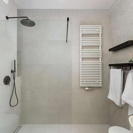 Smolensk With Parking By Tyzenhauz Apartman